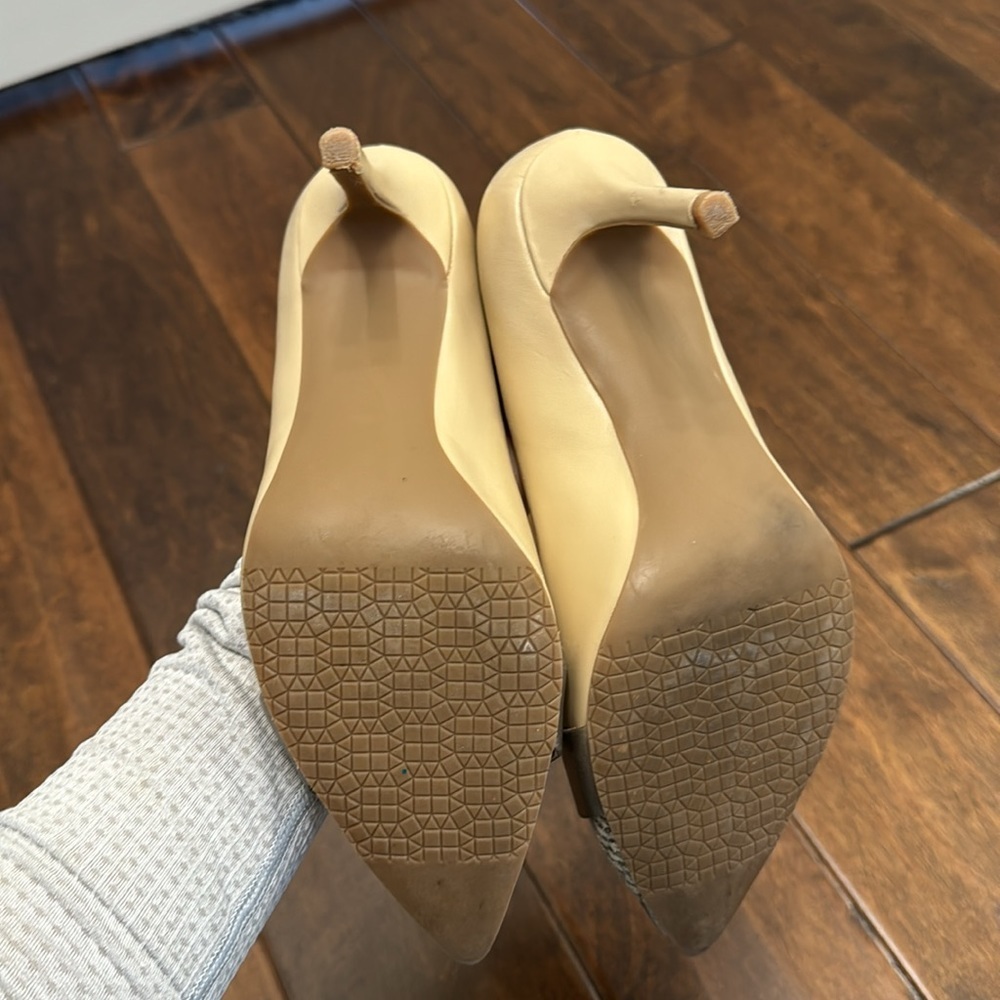 Excellent condition heels - Picture 3 of 4